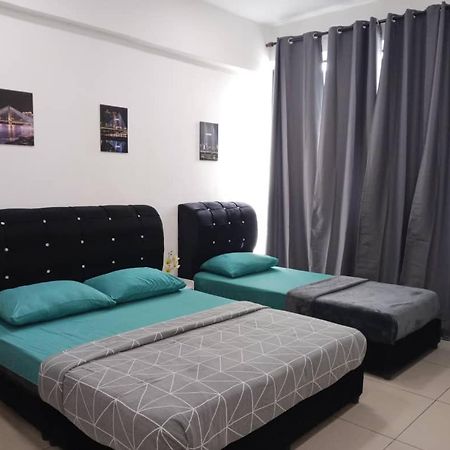 Gr Studio Apartment Kompleks Mutiara Gua Musang Buitenkant foto